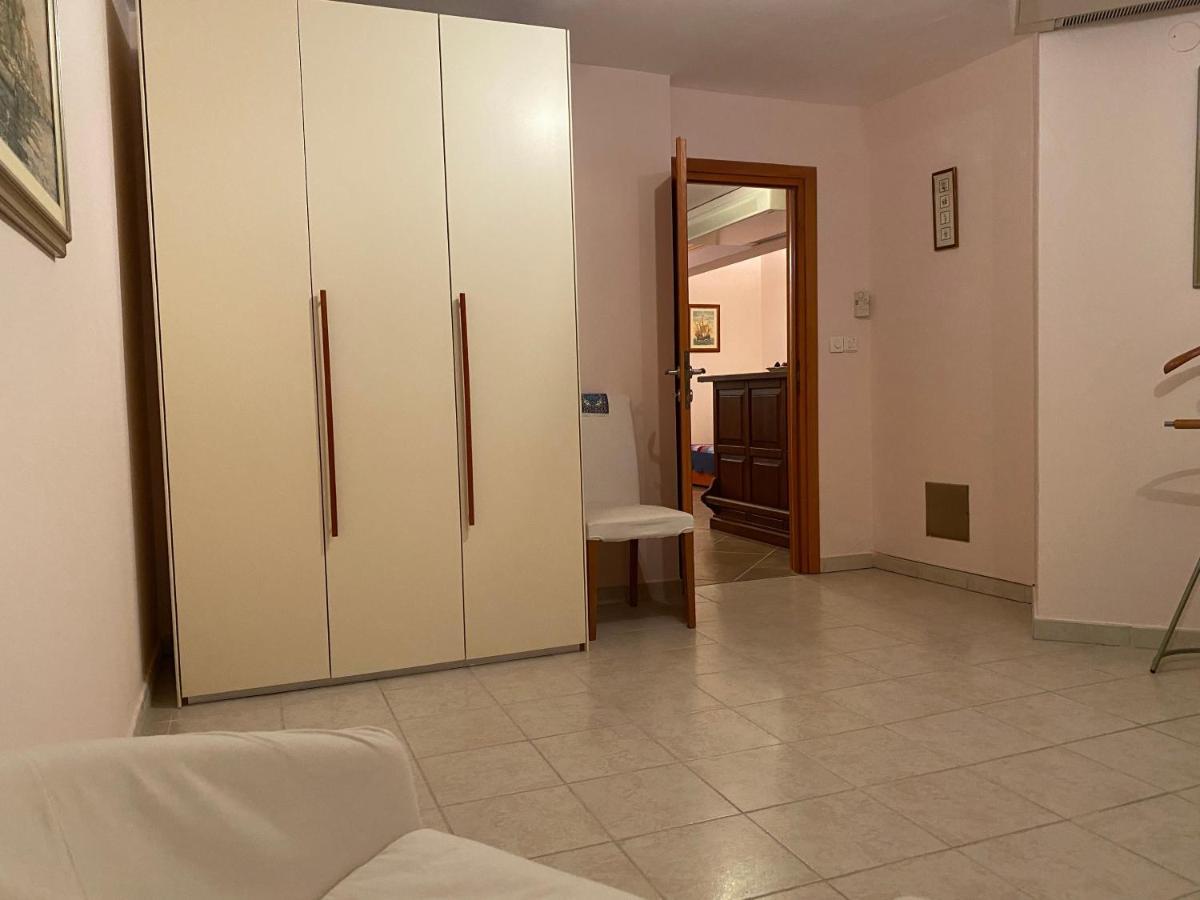 Apartment L'Odore Del Mare Dolac Ngoại thất bức ảnh